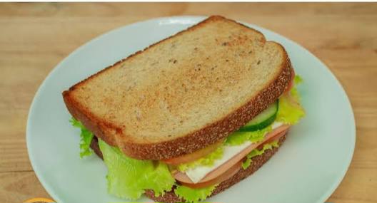 SANDWICH INTEGRAL JAMÓN Y QUESO MOZARELLA