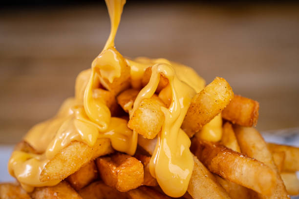 PAPAS FRITAS CON QUESO
